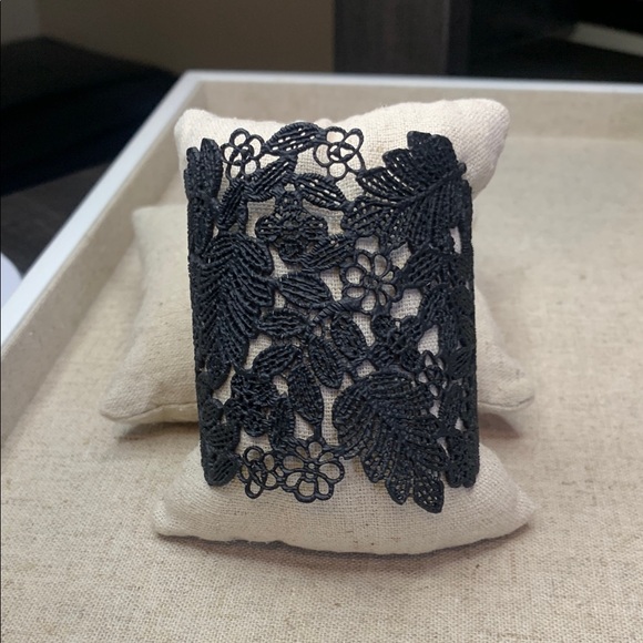 Elegant Black Lace Cuff Bracelet - Picture 3 of 4